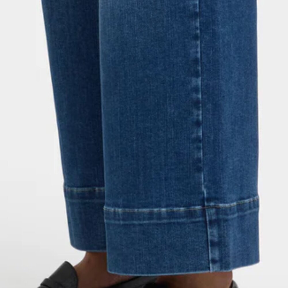 NWT Teresa Wide Leg Ankle Jeans with 3 Inch Hems Sz 00 - Picture 7 of 8